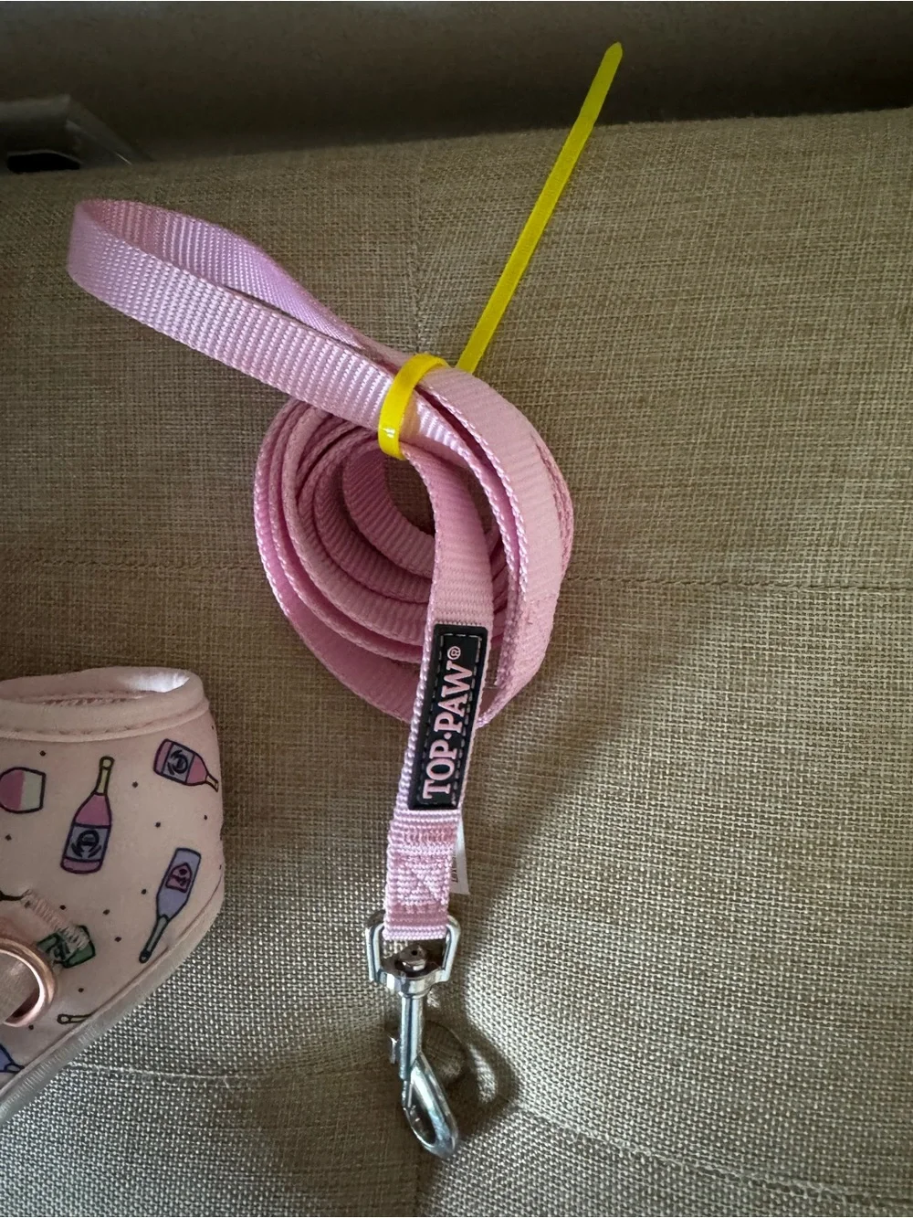 Top Paw dog harness x 2 plus leash